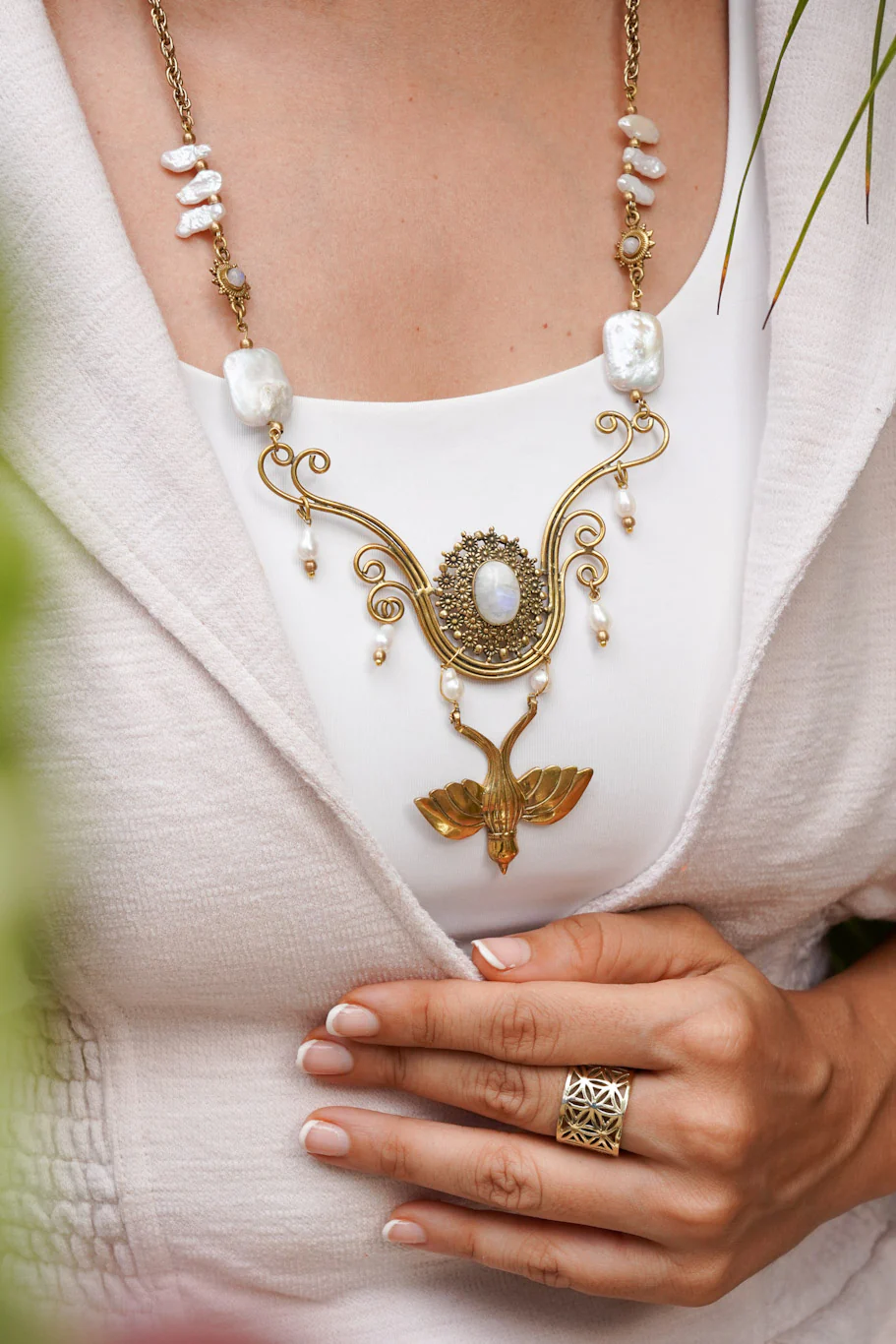 Nadaan parindey pearl necklace - Image 3