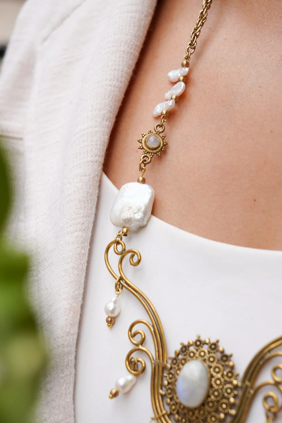 Nadaan parindey pearl necklace - Image 4