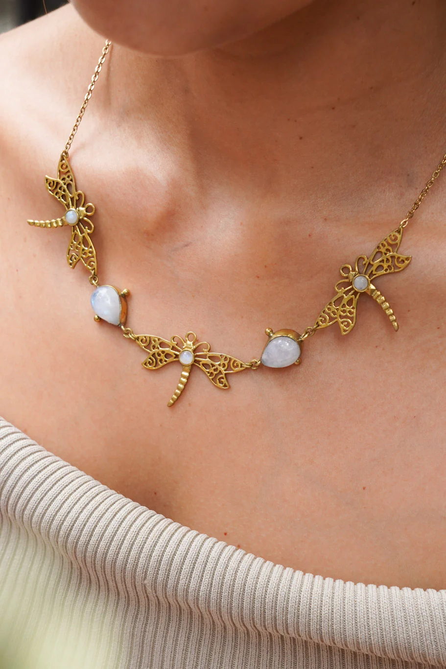 Moonstone dragonfly short necklace - Image 4