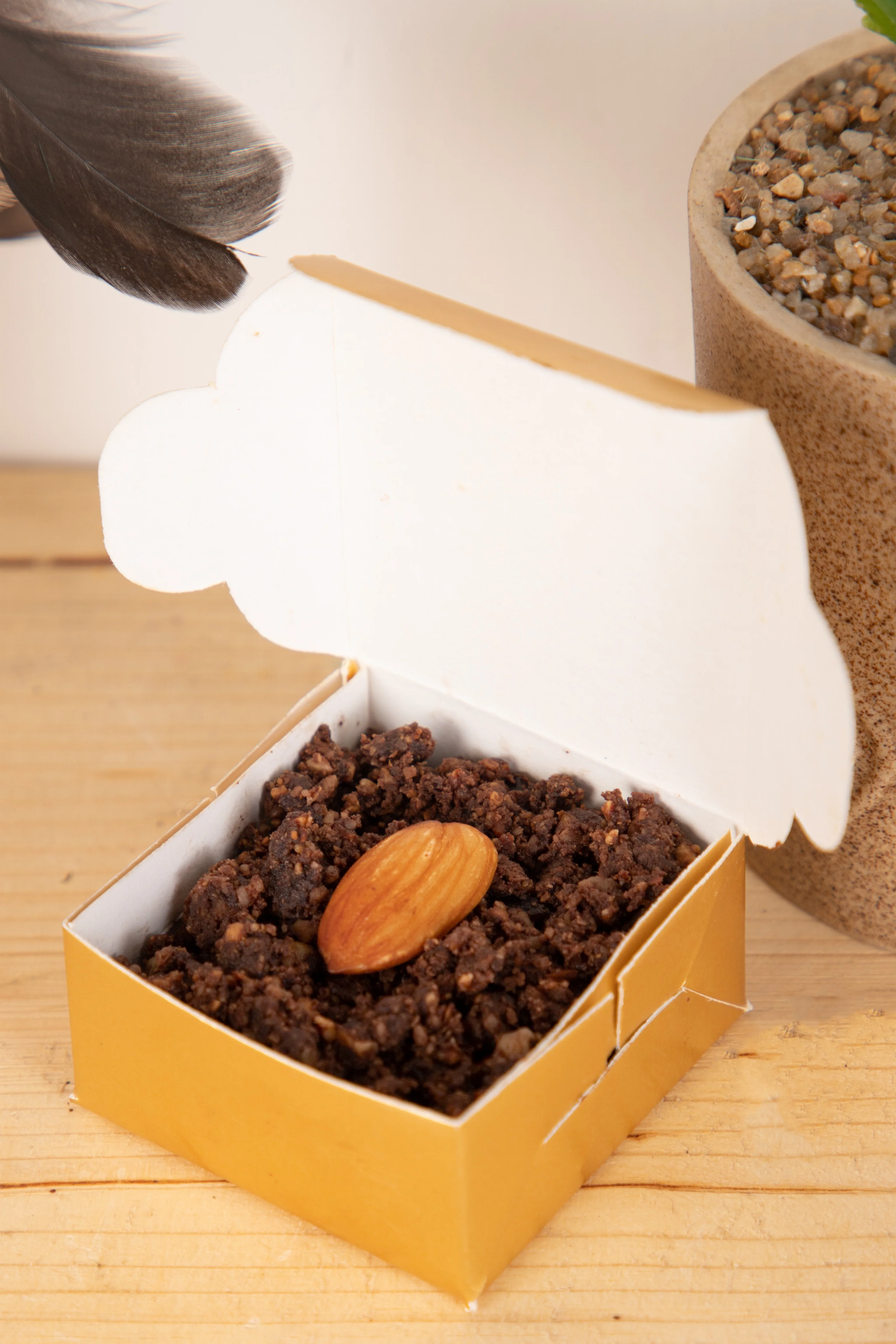 Abundance galore hamper - Image 4