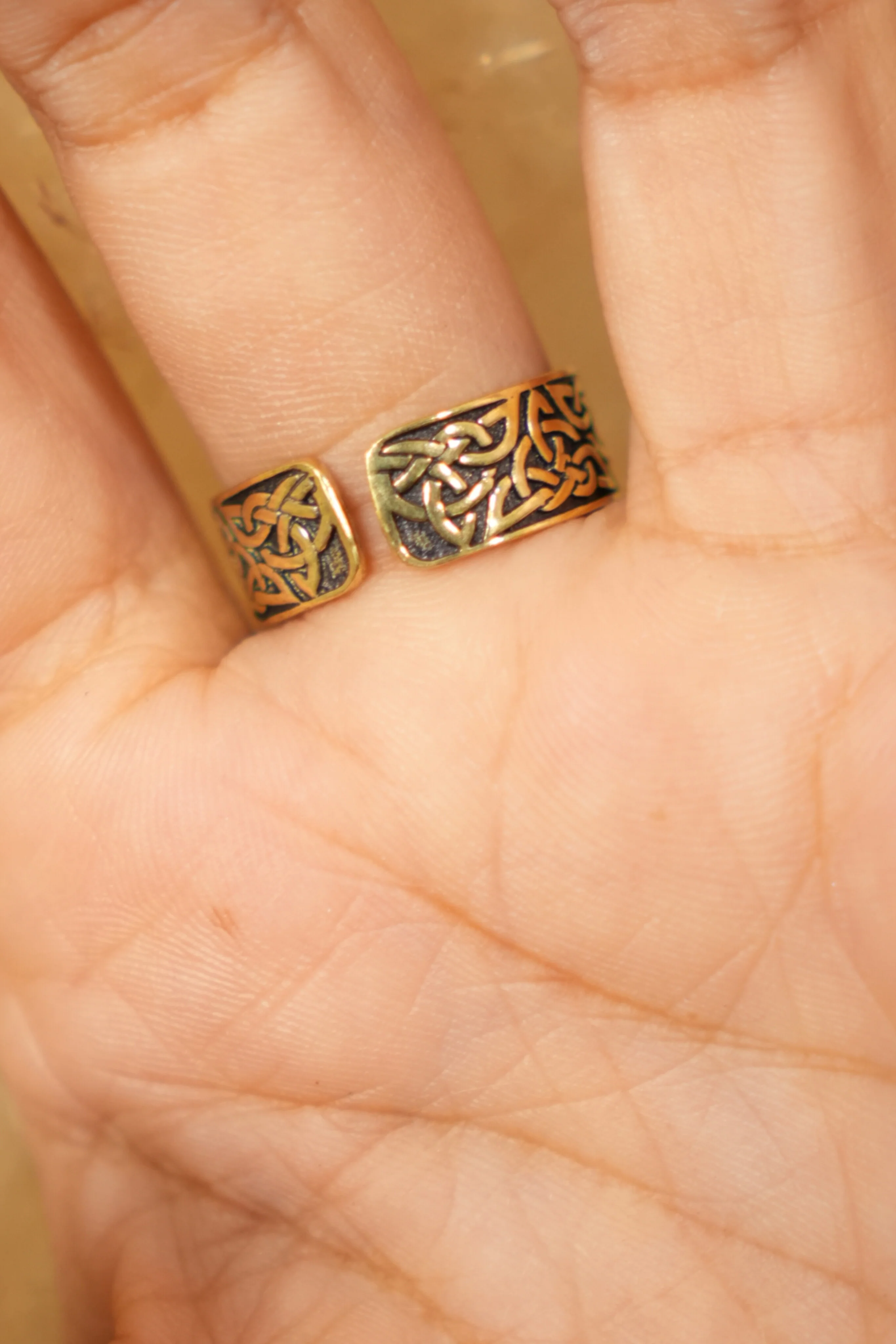 Eira brass ring for men - Image 2