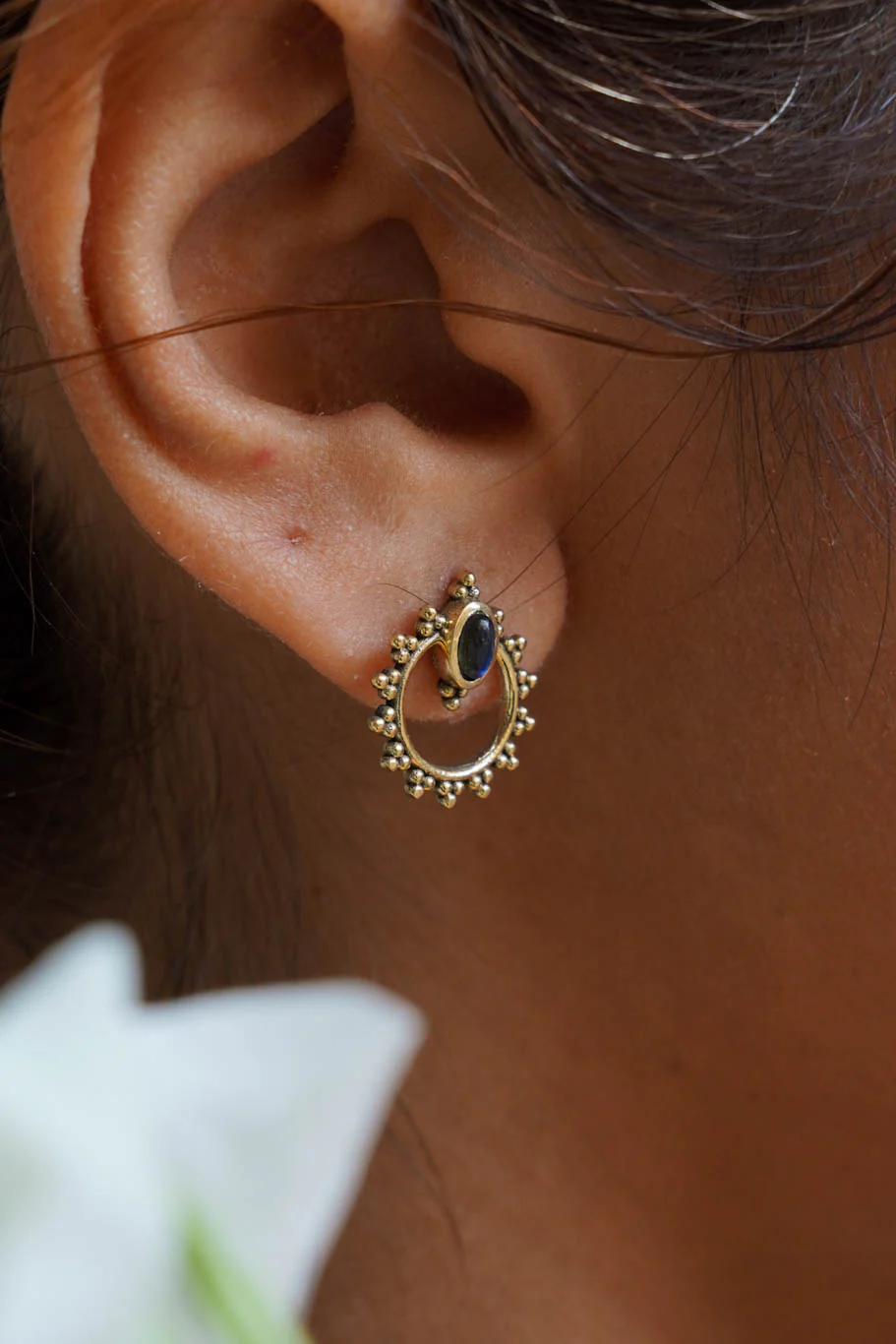 Labradorite full moon stud earrings - Image 2