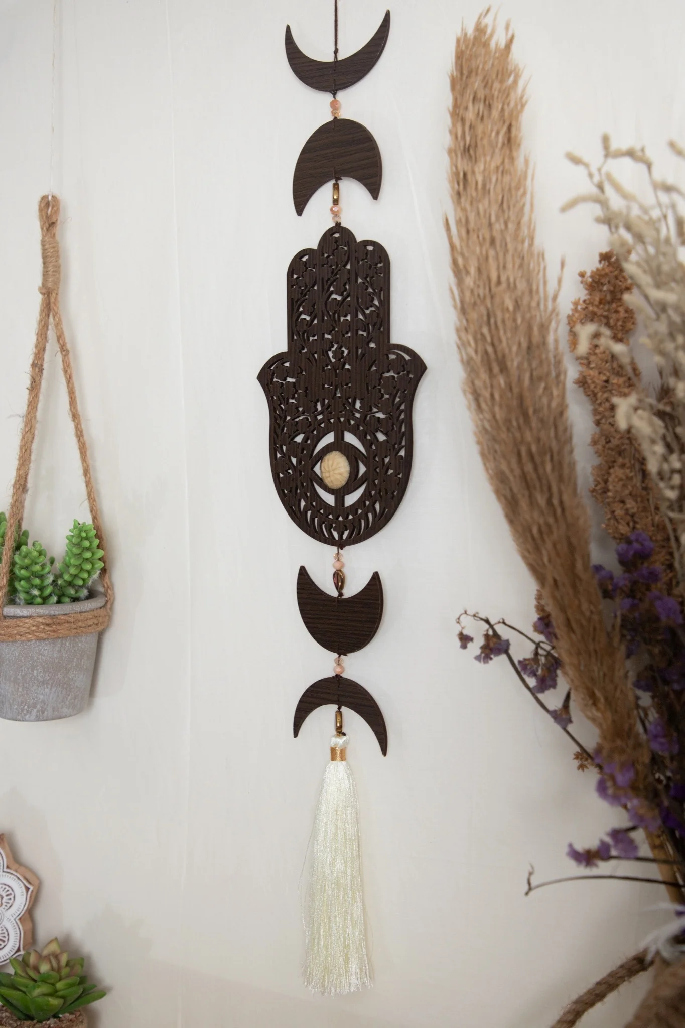 Hamsa wooden tassel hanging. - Image 2
