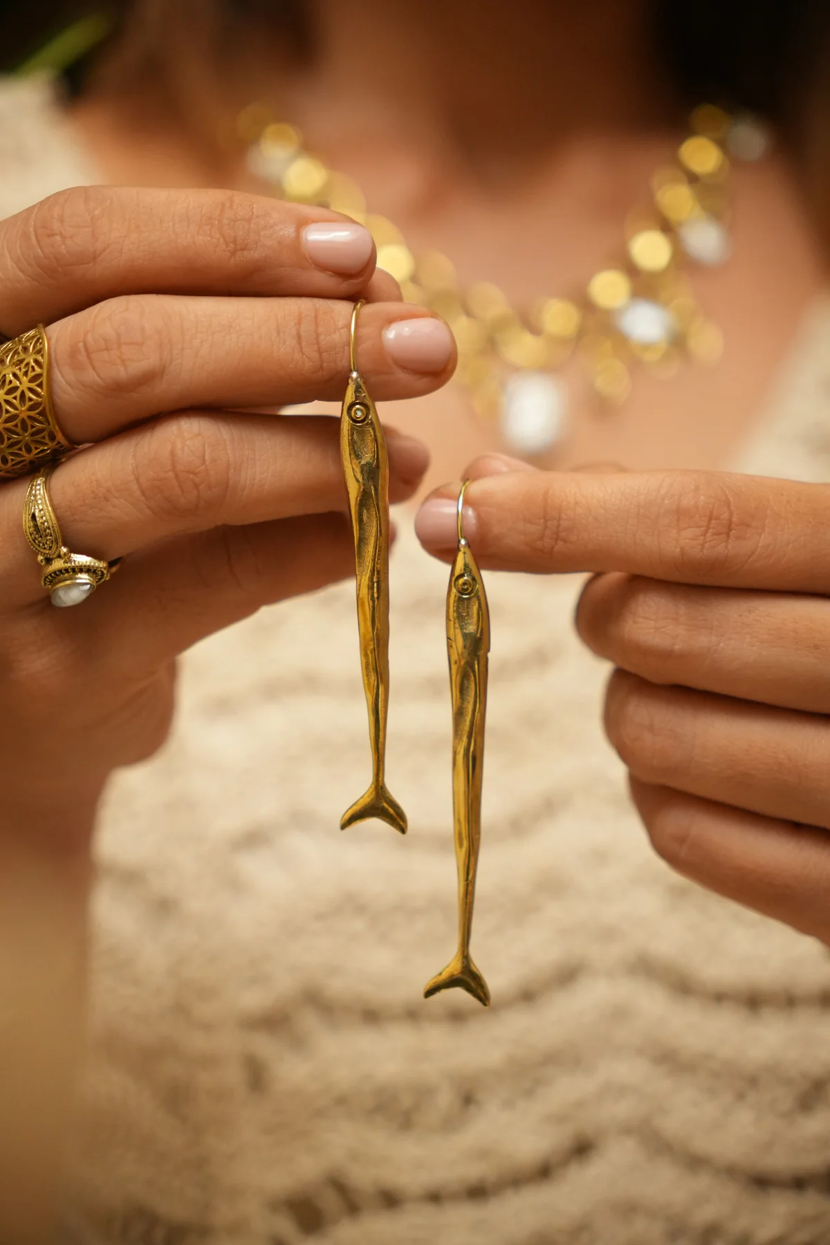 Hanger fish drop earrings - Image 3
