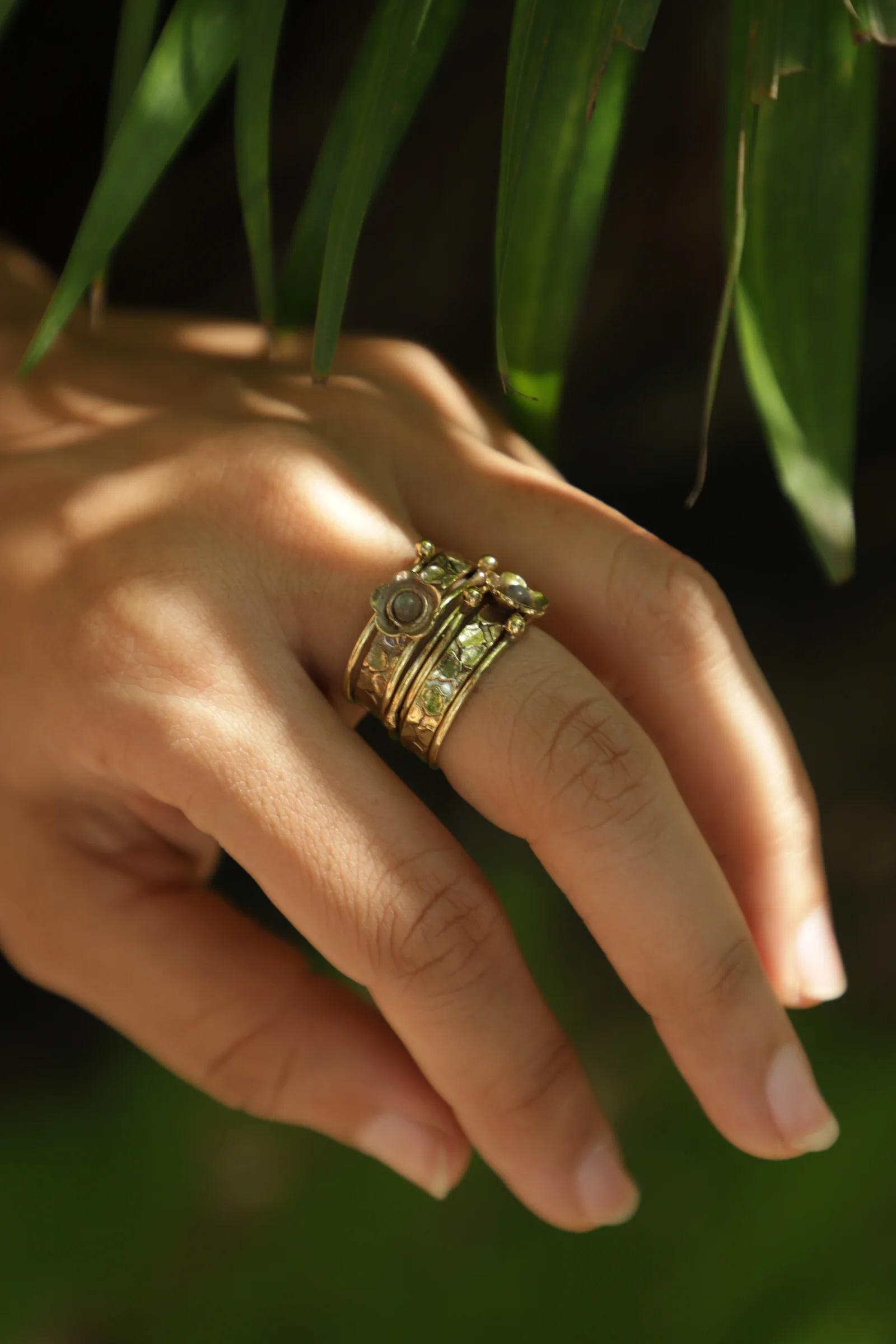 Labradorite stackable brass ring - Image 4