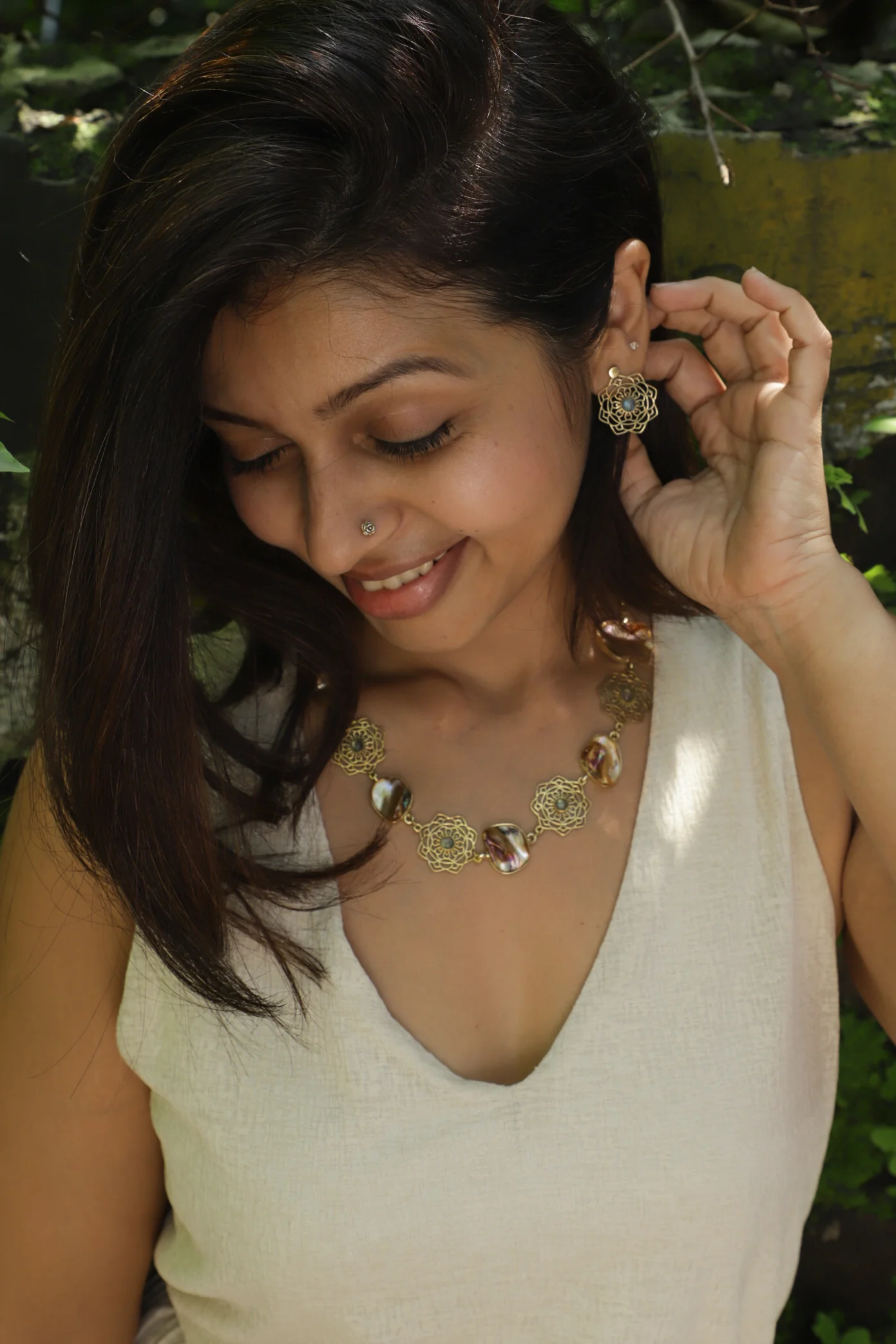 Labradorite Mandala drop brass earrings - Image 4