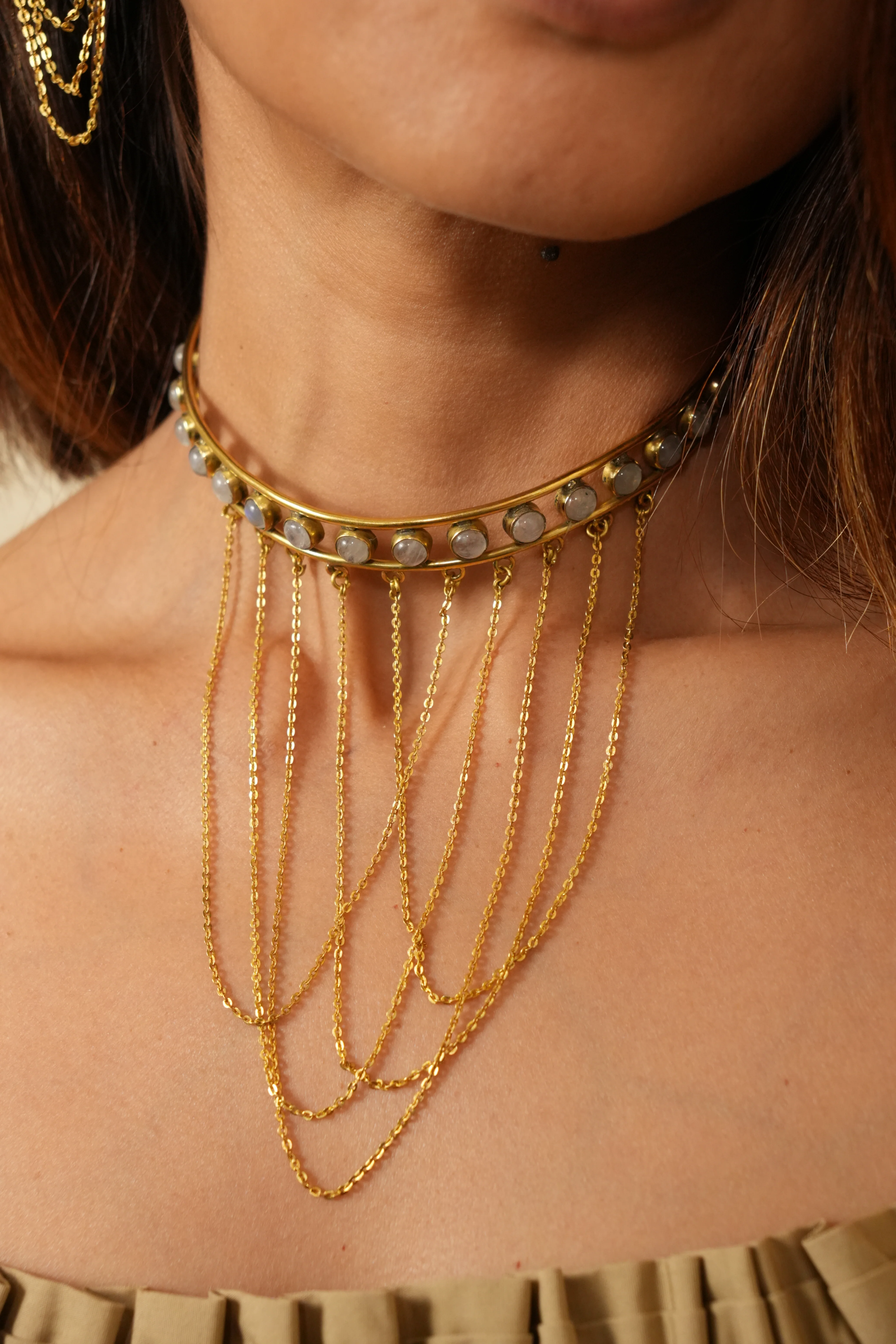 Nova Dangling Choker Necklace - Image 2