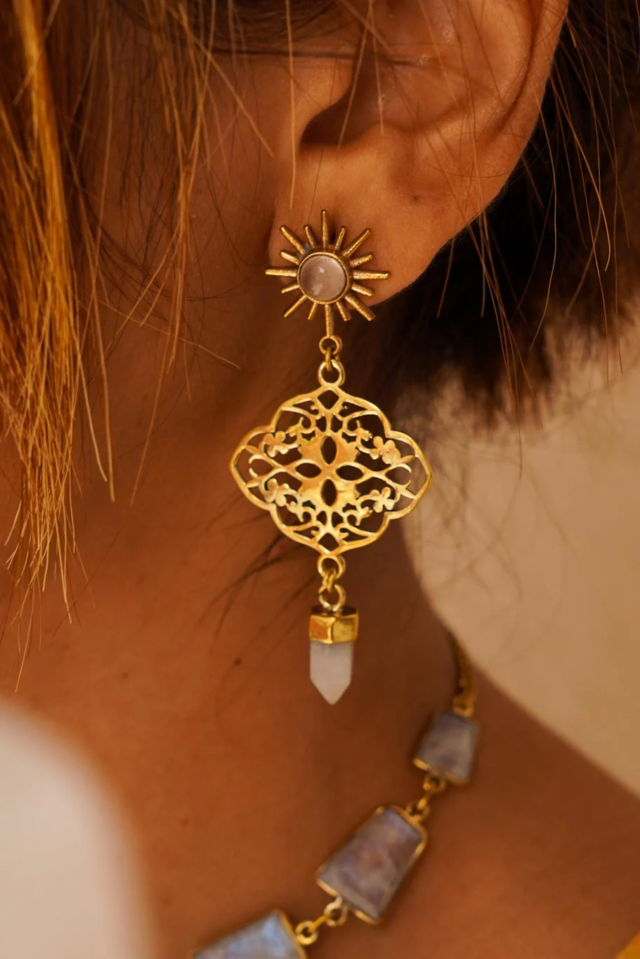 Mumtaaz stud earring - Image 2