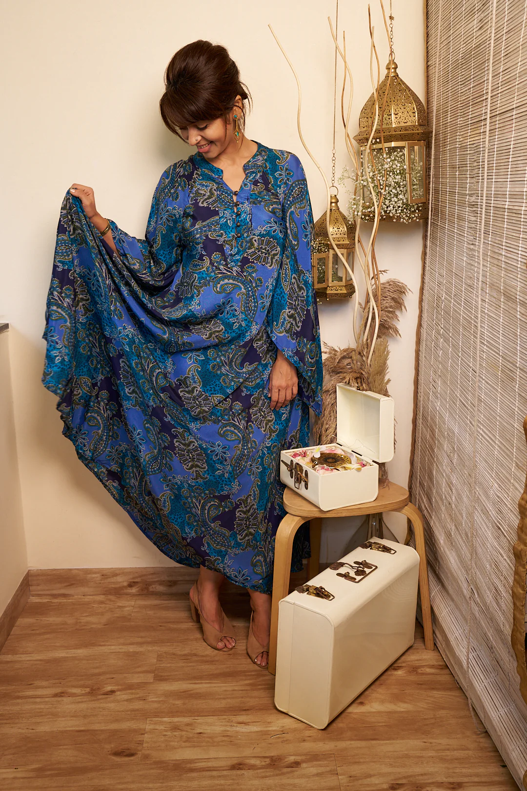 Ocean swirl dress in Viscose silk- free size - Image 7