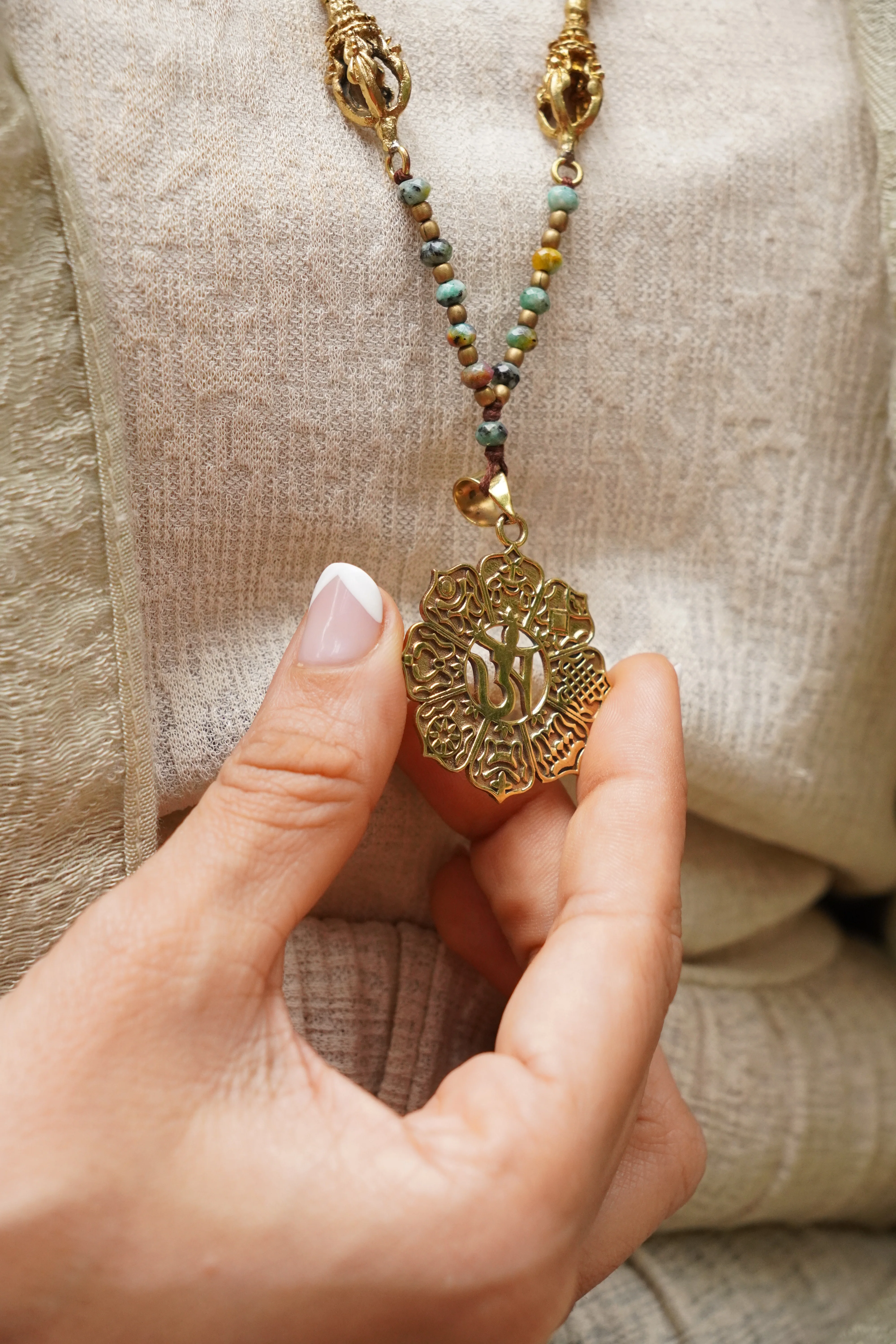 Om Vajra maala - Image 3