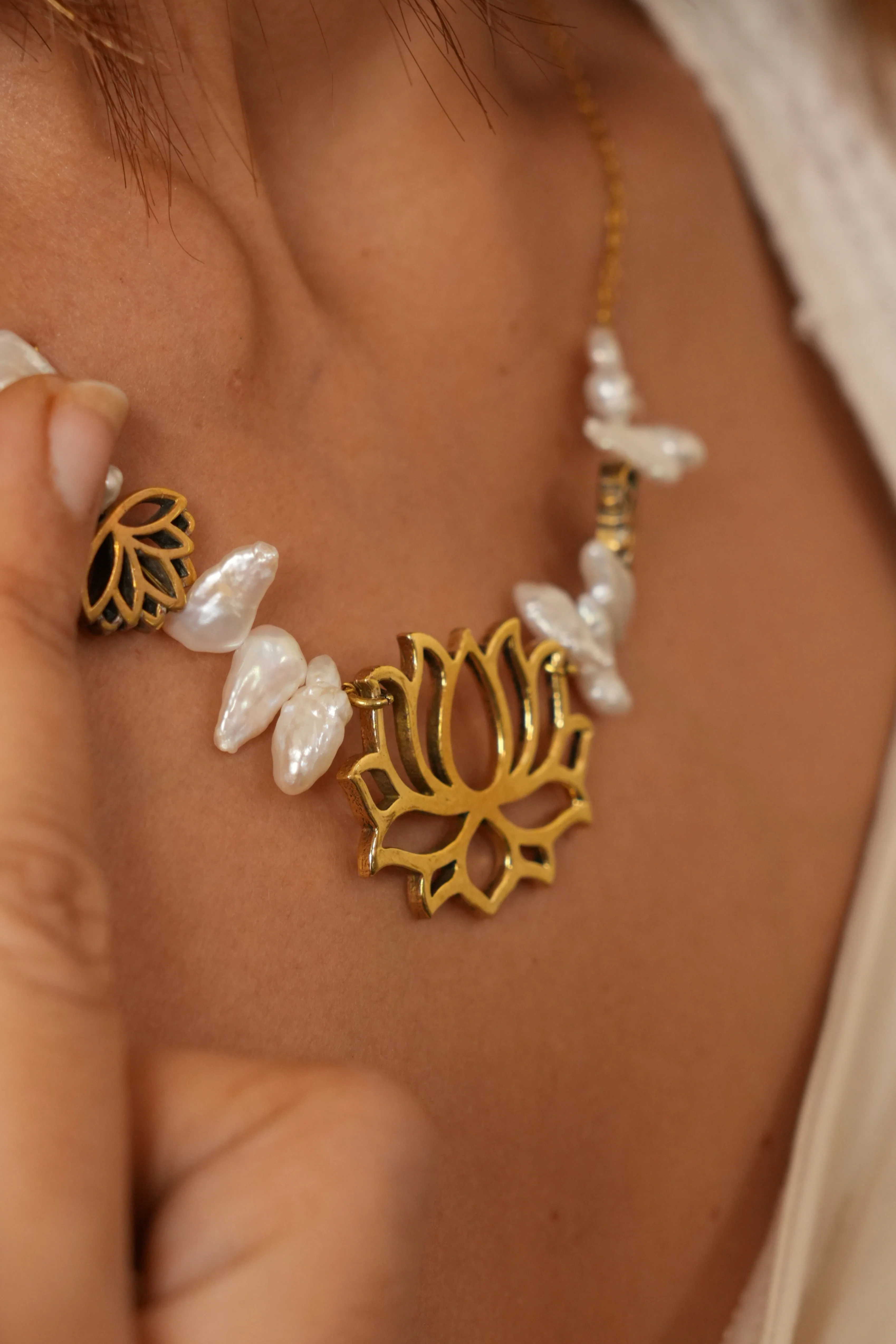 Oriel pearl necklace - Image 2
