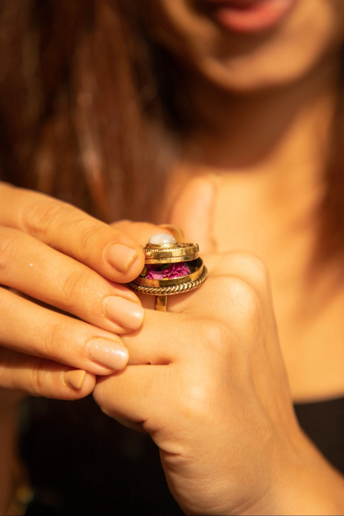Poison moonstone brass ring. Adjustable. Size 6-8 - Image 4