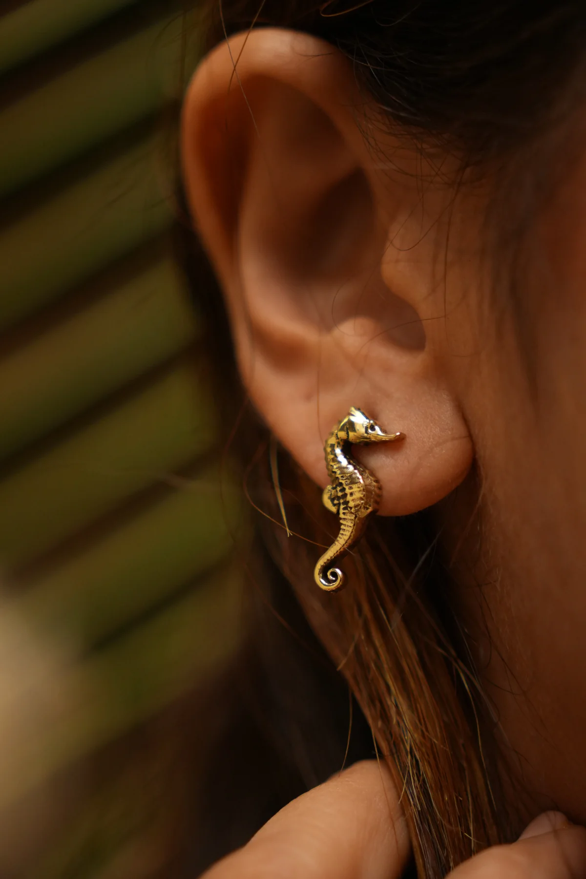 Sea horse studs - Image 2