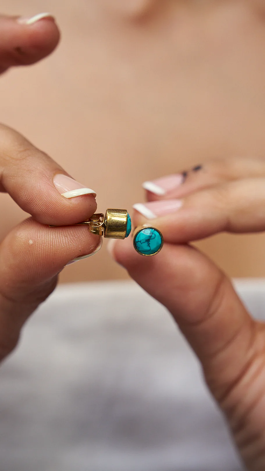 Turquoise brass studs - Image 3