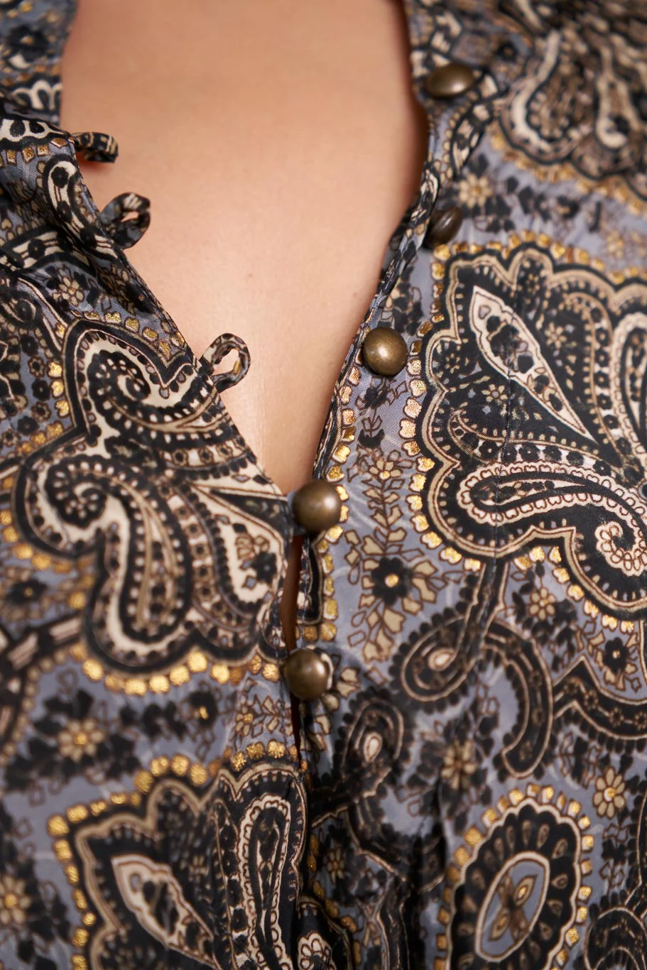 Mastani free size swirl dress in Viscose silk - Image 8